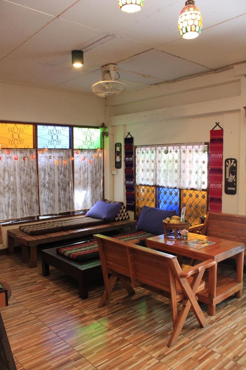 Absolute House Hostel Chiang Mai Exterior photo