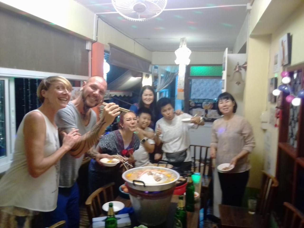 Absolute House Hostel Chiang Mai Exterior photo