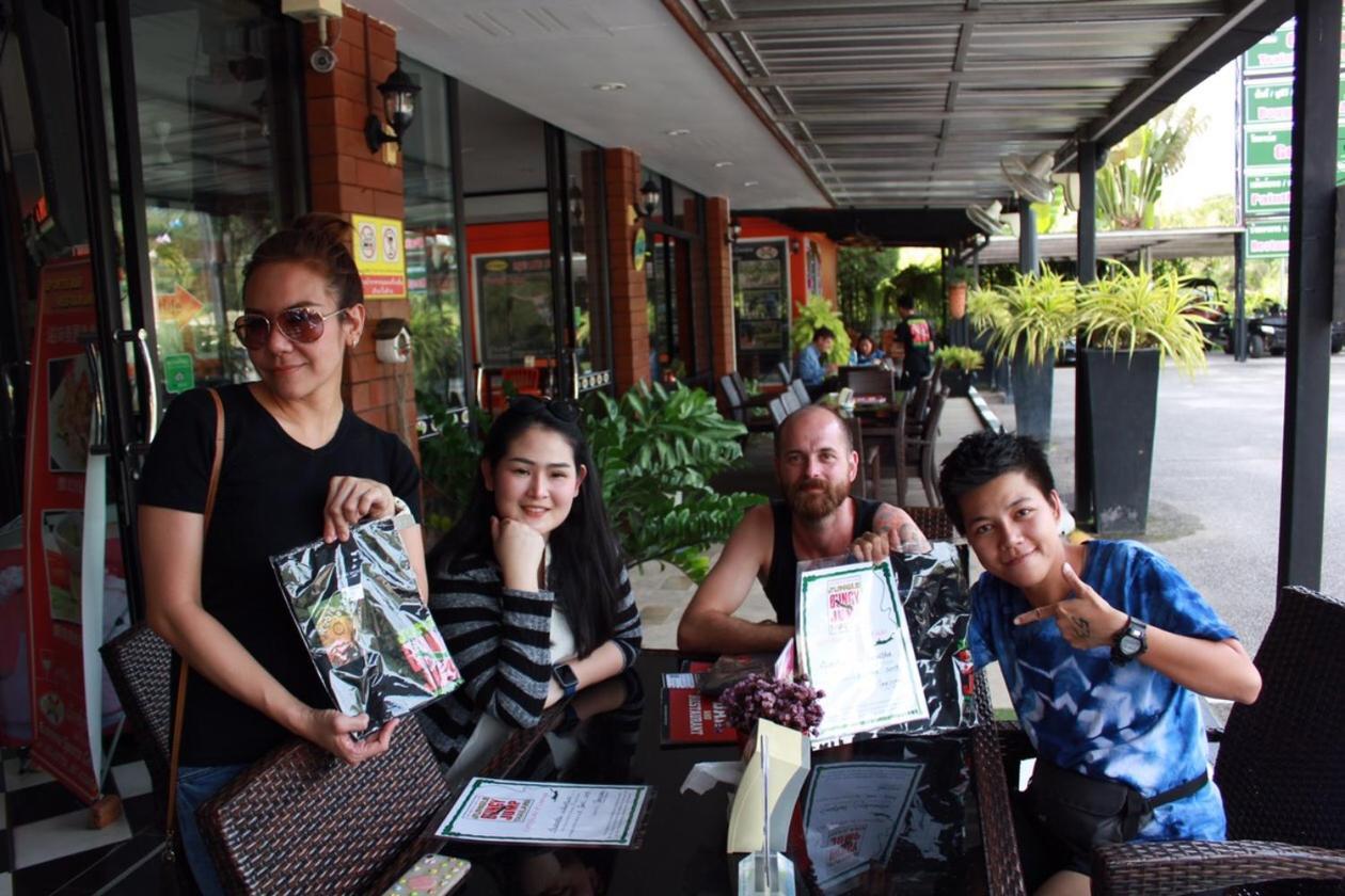 Absolute House Hostel Chiang Mai Exterior photo